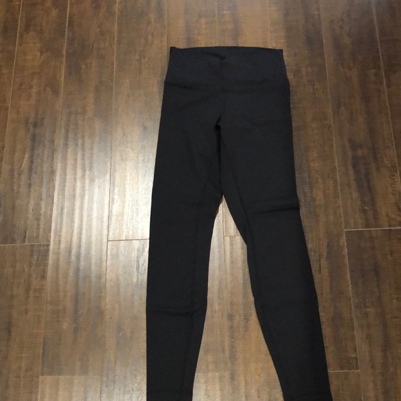 lululemon athletica Pants - Black lululemon Wunder Under Leggings